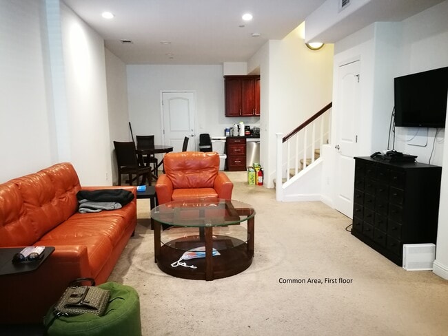 575 Piazza Dr in Mountain View, CA - Building Photo - Building Photo