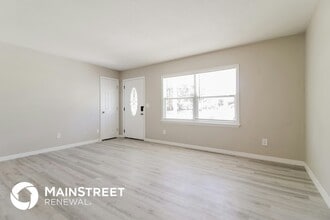 466 Oxford Dr in Port Orange, FL - Foto de edificio - Building Photo