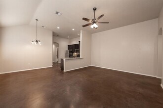 455 Jack Rabbit Ln in Buda, TX - Building Photo - Building Photo