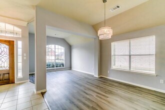 16802 Village View Trail in Sugar Land, TX - Building Photo - Building Photo