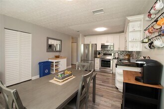 1635 Gladys St in Largo, FL - Building Photo - Building Photo