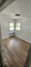 24915 147th Ave, Unit #1 in Rosedale, NY - Building Photo - Building Photo