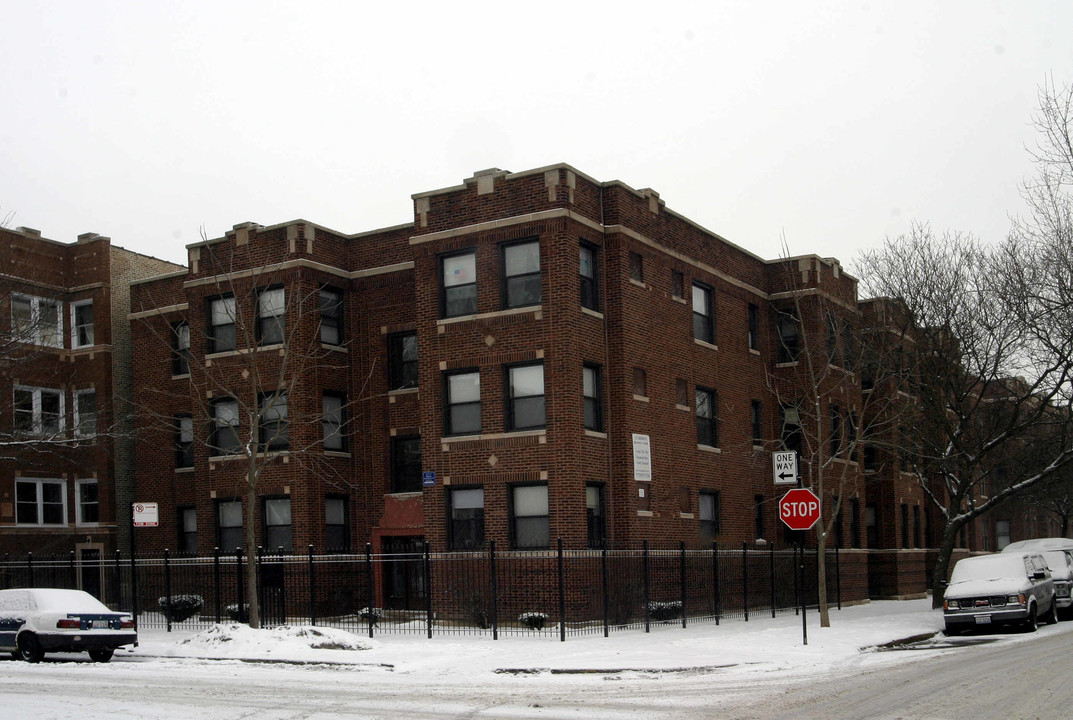 4601-4603 N Monticello Ave in Chicago, IL - Foto de edificio