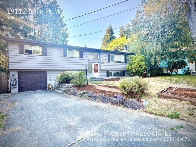 property at 19112 69th Pl W