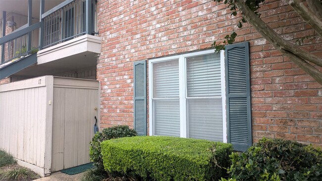 property at 845 Augusta Dr