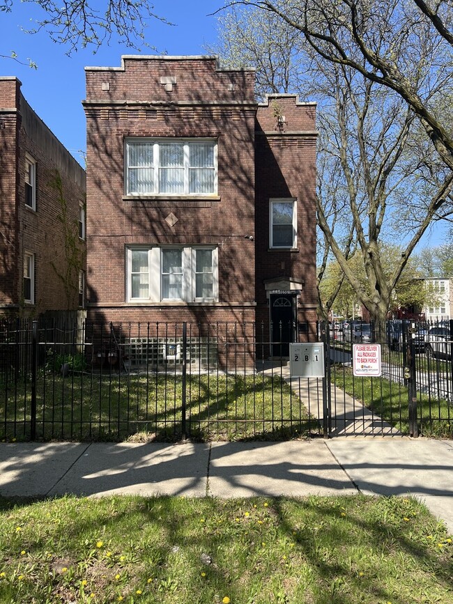property at 1656 N Linder Ave