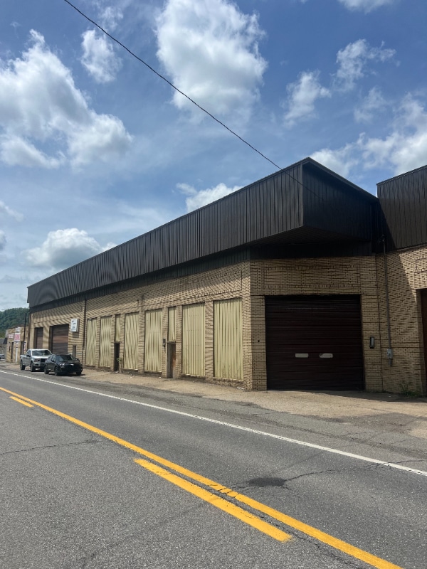 property at 131 River Rd