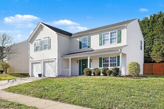 5005 Marathon Ln in Raleigh, NC - Foto de edificio - Building Photo