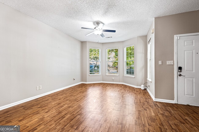 6677 Sunset Hills Blvd in Rex, GA - Building Photo - Building Photo