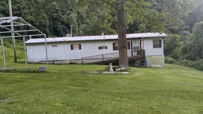 2100 VA-107 in Saltville, VA - Building Photo - Building Photo