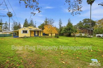 3351 Albany Way in Sacramento, CA - Building Photo - Building Photo