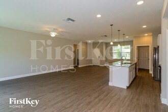 392 Garbelmann St in Palm Bay, FL - Building Photo - Building Photo