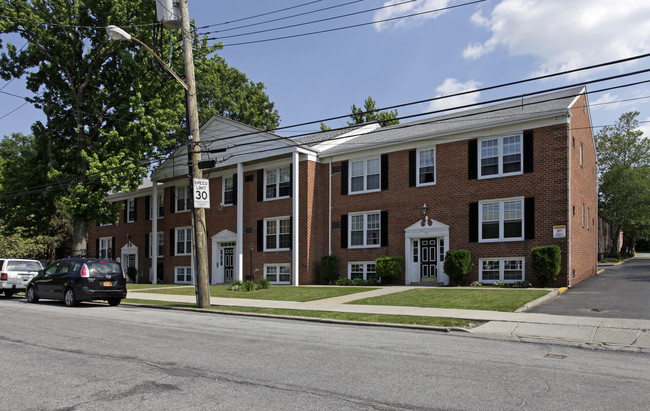 170-172 Ravenhurst Ave in Staten Island, NY - Building Photo - Building Photo