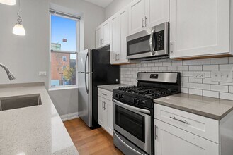 1946 S Racine Ave in Chicago, IL - Building Photo - Building Photo