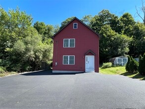214 Nelson Rd in Monroe, NY - Building Photo - Building Photo
