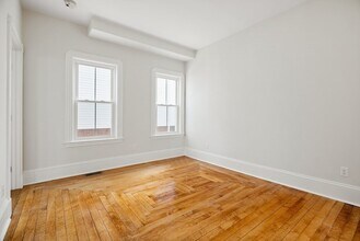 34 Henry St in Everett, MA - Building Photo - Building Photo