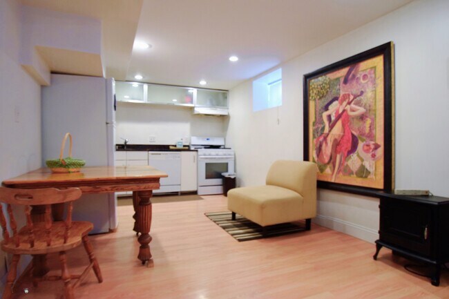 240 Mason Ter, Unit 1