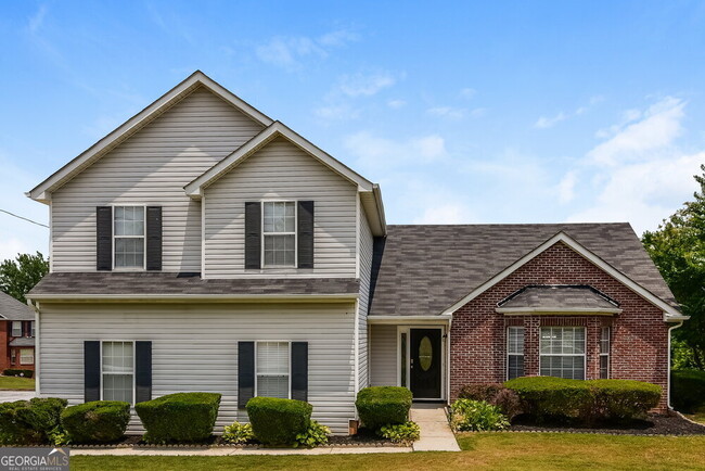property at 3547 Spring Shoals