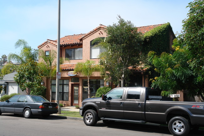 848-856 2nd St in Encinitas, CA - Building Photo - Building Photo