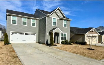 129 Queens Mill Ct in Pendleton, SC - Building Photo - Building Photo