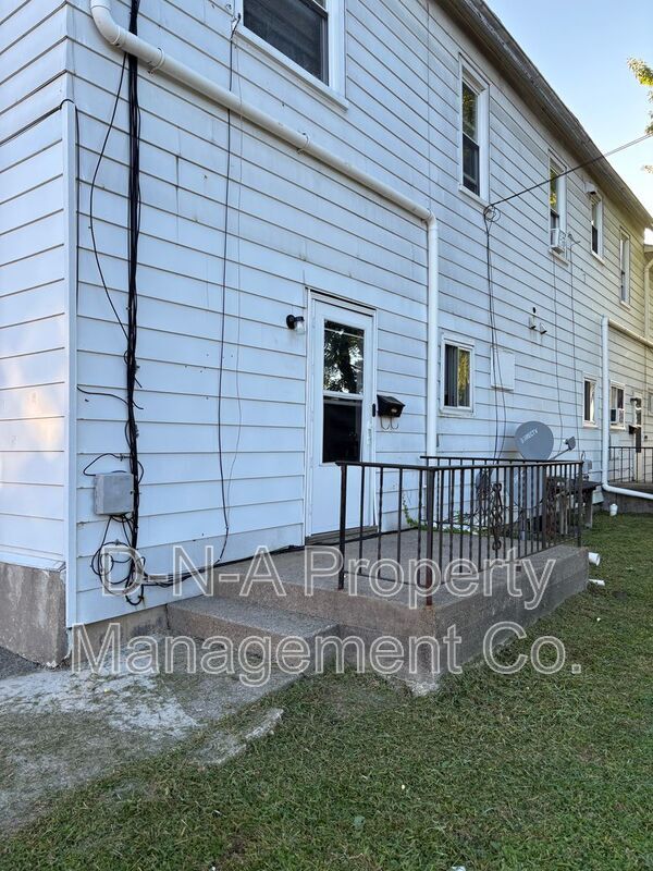 103-105 S Broadway in Wind Gap, PA - Building Photo - Building Photo