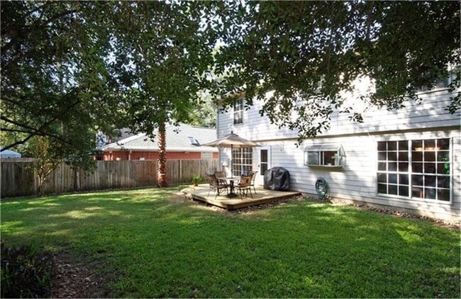 property at 7 Thrush Grove Pl