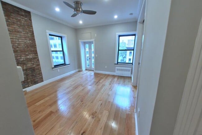 property at 941 2nd Ave