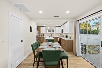 6449 Woodlake Ave in West Hills, CA - Building Photo - Building Photo
