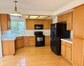 1363 Egret Dr in Tracy, CA - Building Photo - Building Photo