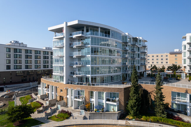 Harborside Condominiums in Bremerton, WA - Building Photo - Building Photo