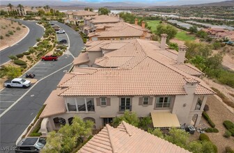 24 Via Vasari in Henderson, NV - Building Photo - Building Photo