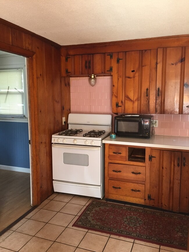 34 School St in Dennis, MA - Building Photo - Building Photo