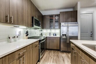 120 W CityLine Dr-Unit -ID1035233P in Dallas, TX - Building Photo - Building Photo