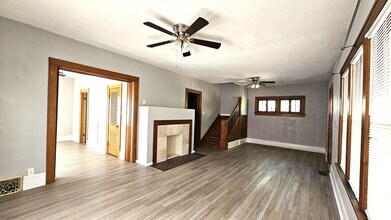 3321 E Victor St in Wichita, KS - Building Photo - Building Photo