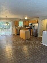 5982 Clear Pointe Drive Southeast in Grand Rapids, MI - Building Photo - Building Photo