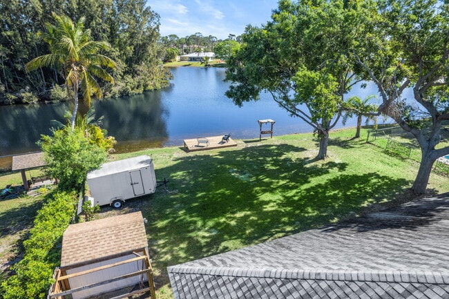 5814 Killarney Ave in Fort Pierce, FL - Building Photo - Building Photo