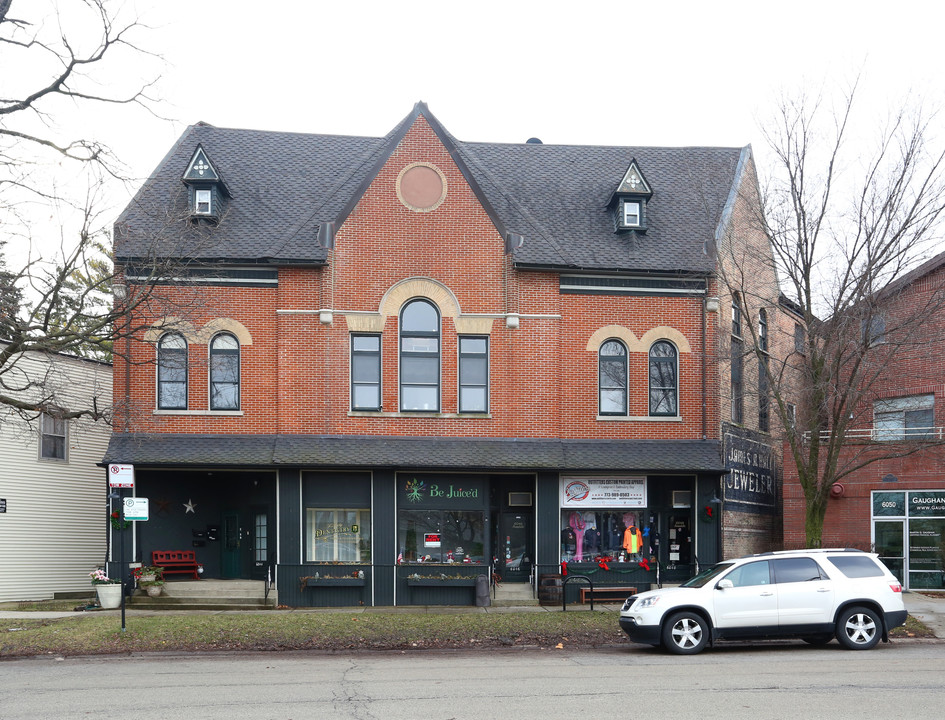 6042-6048 N Avondale Ave in Chicago, IL - Building Photo