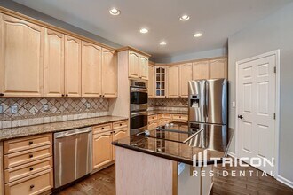 15510 Robsart Ct in Charlotte, NC - Building Photo - Building Photo