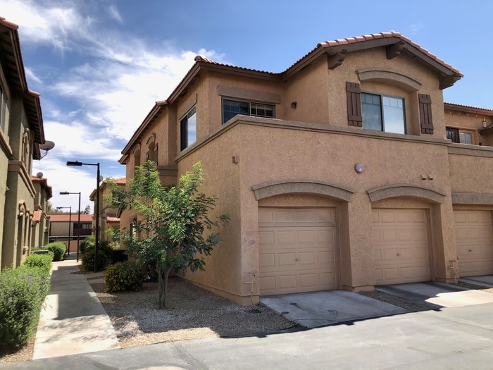 805 S Sycamore in Mesa, AZ - Foto de edificio