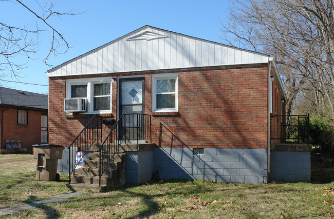 1024 Monroe St in Nashville, TN - Building Photo - Building Photo