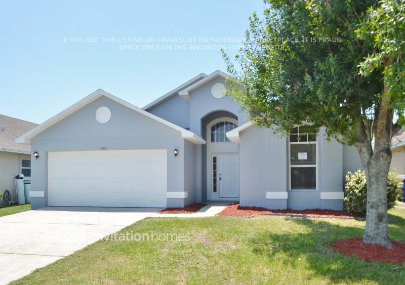 2102 Flintlock Blvd in Kissimmee, FL - Building Photo