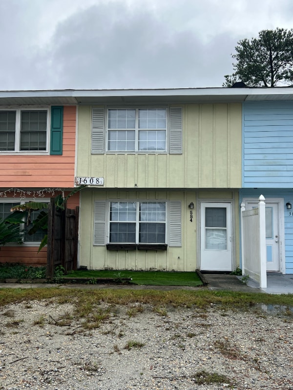 1608 Fawn Vista Dr N in Surfside Beach, SC - Foto de edificio - Building Photo