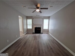 3423 Homeward Trail in Ellenwood, GA - Building Photo - Building Photo