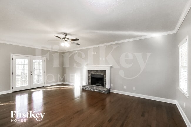 211 Bennett Farms Trail in Acworth, GA - Foto de edificio - Building Photo