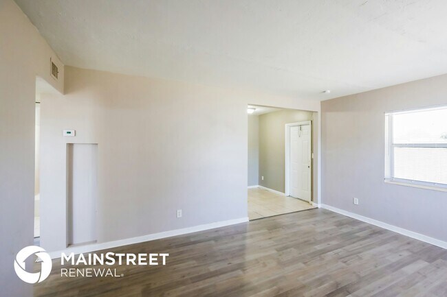 1207 NW 13th Ln in Fort Lauderdale, FL - Building Photo - Building Photo