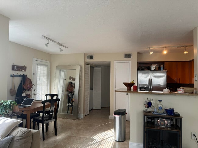 1020 Crystal Way in Delray Beach, FL - Building Photo - Building Photo