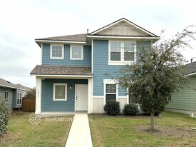 1041 Esplanade Pkwy in San Marcos, TX - Building Photo