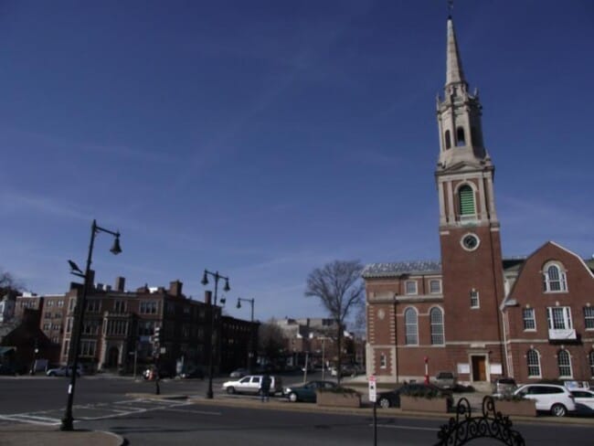 879 Beacon St in Boston, MA - Foto de edificio - Building Photo