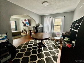 597 Englewood Ave in Buffalo, NY - Building Photo - Building Photo