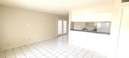 5808 Wellington Dr in Austin, TX - Building Photo - Building Photo